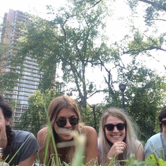 Meet your Posher, Merc - Picture 1 of 1